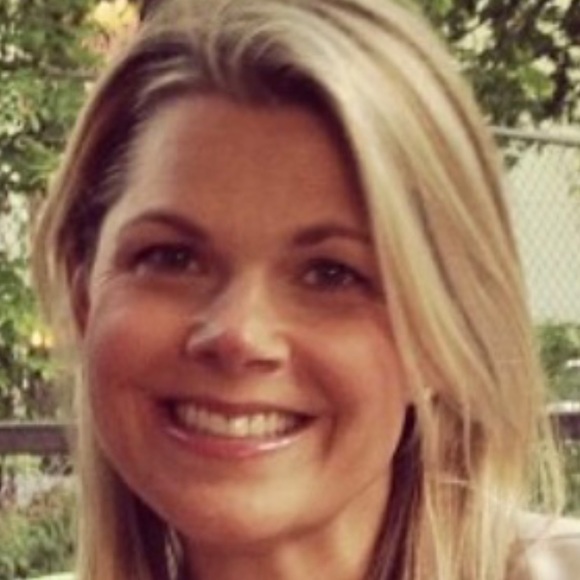 Meet your Posher, Leslie - Picture 1 of 1